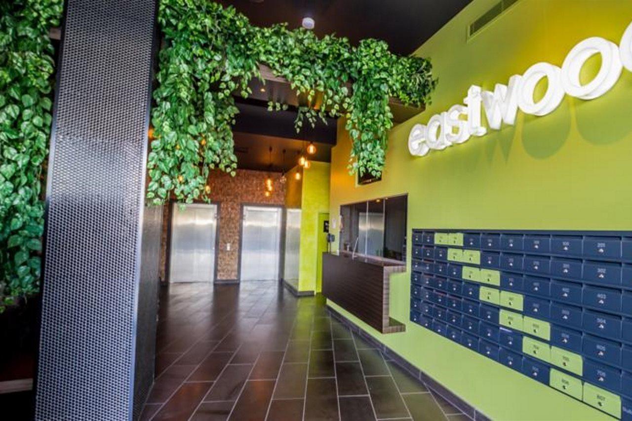 Eastwood Apartments Brisbane Luaran gambar Mailboxes at the entrance of a student residence