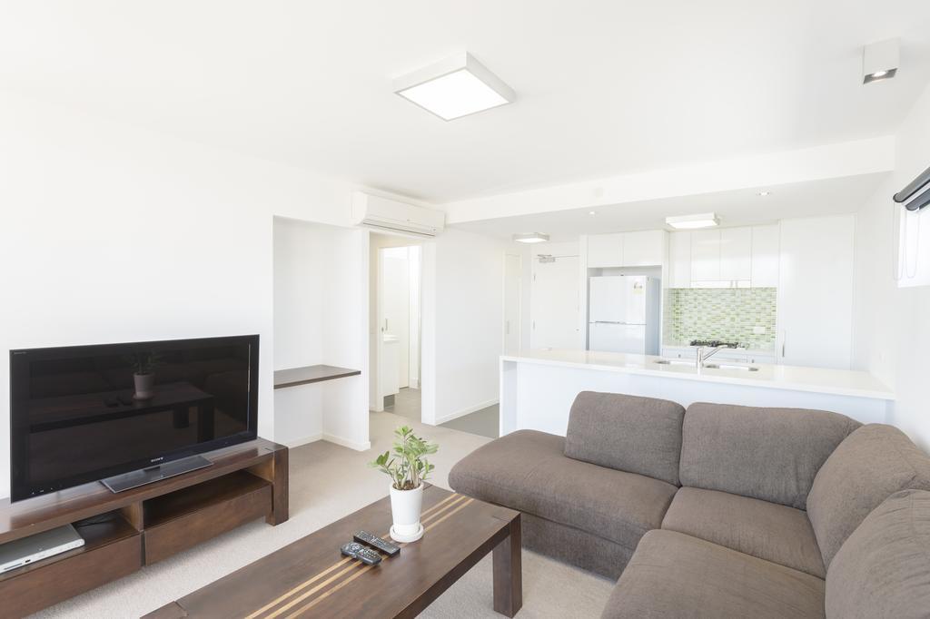 Eastwood Apartments Brisbane Luaran gambar A typical apartment at the Village