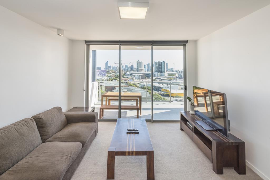 Eastwood Apartments Brisbane Luaran gambar Living room