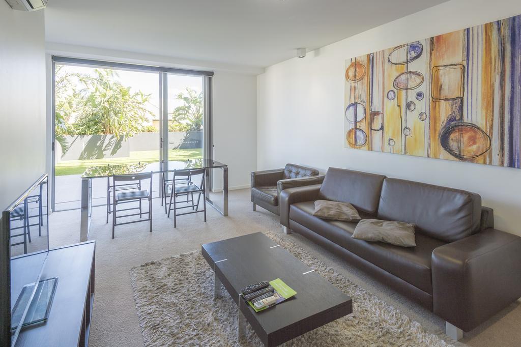 Eastwood Apartments Brisbane Luaran gambar Living room