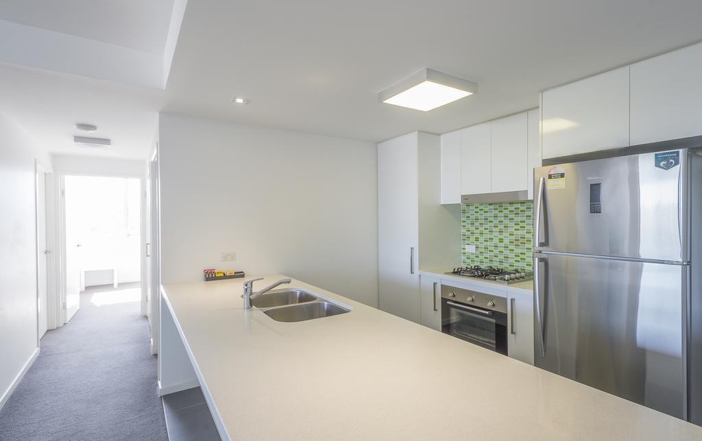 Eastwood Apartments Brisbane Luaran gambar A kitchen in a student apartment at the University of New South Wales