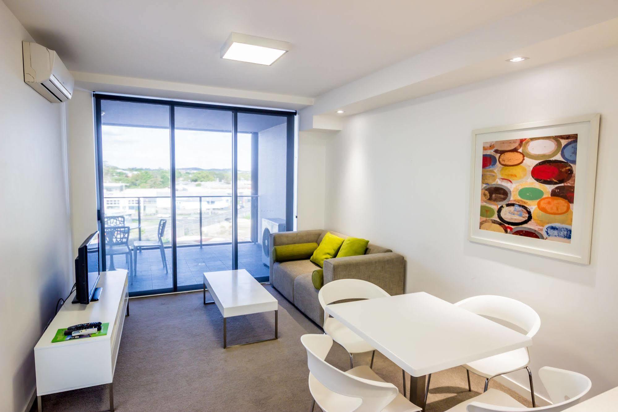 Eastwood Apartments Brisbane Luaran gambar A typical apartment at the University of Western Australia